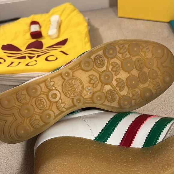 Gucci X Addidas 7.5 - Picture 7 of 11